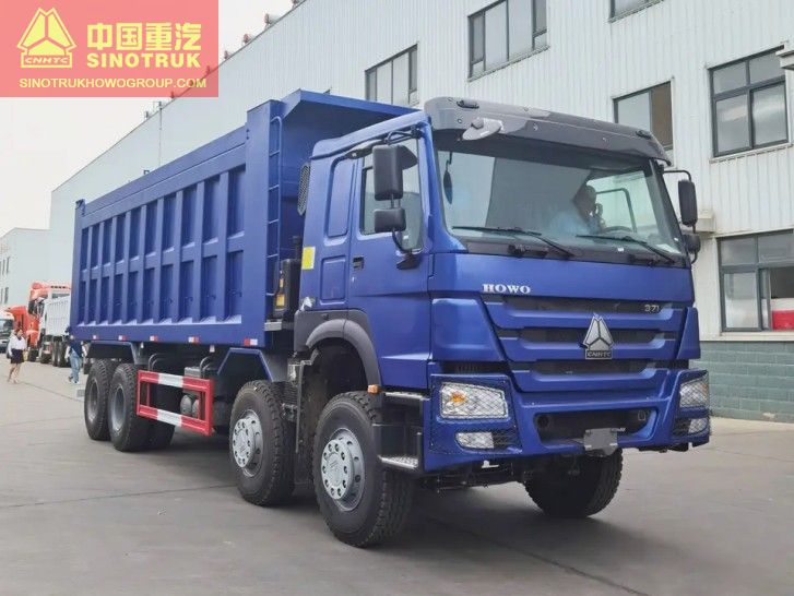 371HP sinotruk howo 8x4 dump truck 40tons in africa