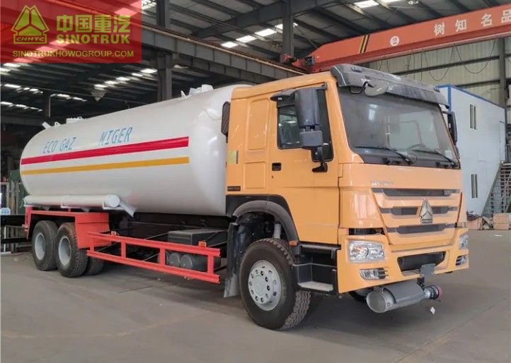 12 tons LPG gas tanker sino howo 64 LPG gas transport and dispensing in africa